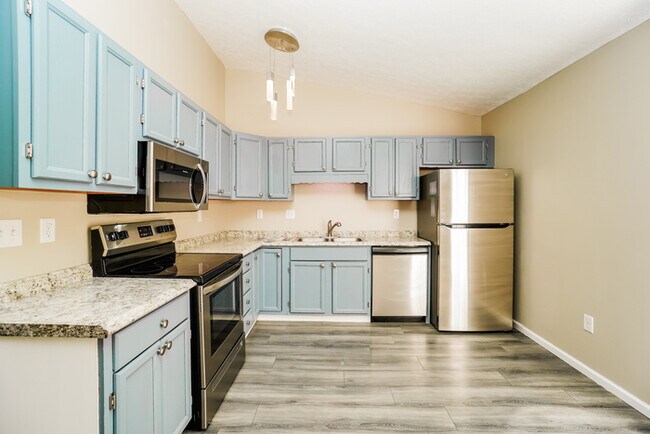 Building Photo - Stunning 3 Bedroom Home in Columbus, OH!