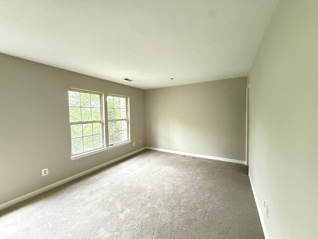 Foto del edificio - Updated 3-Bedroom Townhome in Aberdeen