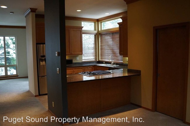 Building Photo - 164 Madrona Way NE