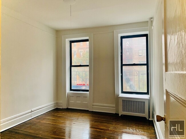 Building Photo - YORK AVENUE