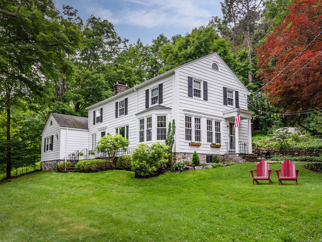 Foto principal - 61 Curtiss Rd