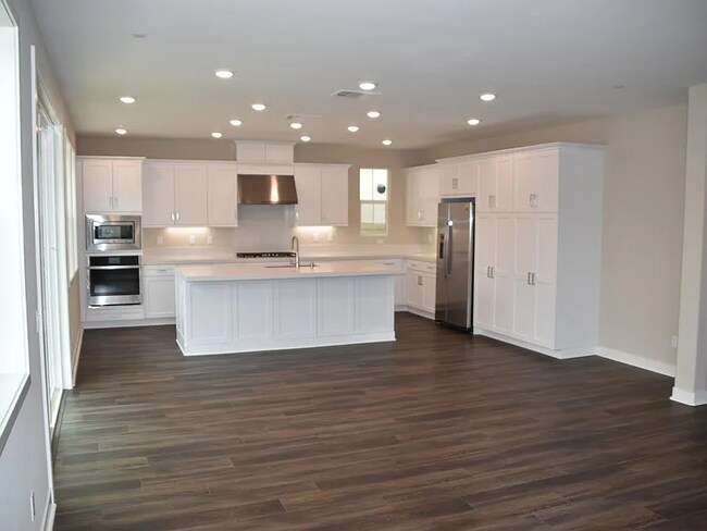 Building Photo - 6659 Encelia Pl
