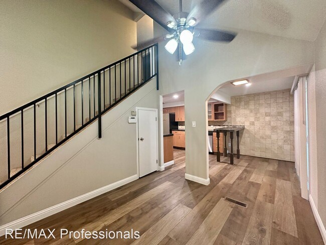 Building Photo - 3 br, 1.5 bath House - 2257 Oppio Street