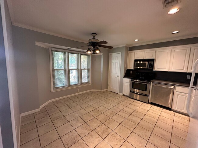 Foto del edificio - Spacious 3/2 in Central Lubbock!