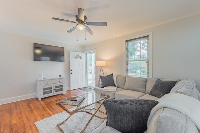 Building Photo - 712 S Prospect St, Columbia, SC 29205