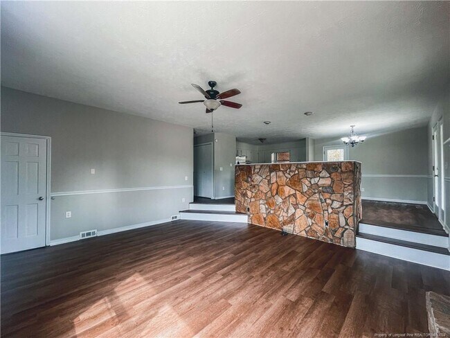 Building Photo - 792 Whispering Pines Rd
