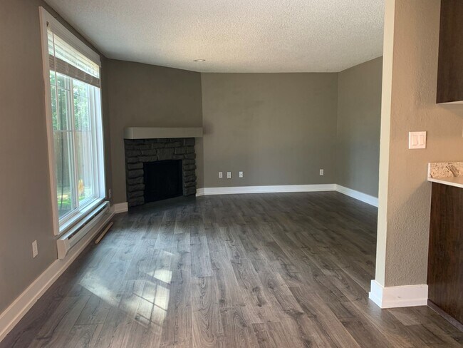 Foto del edificio - 2 Bedroom/1bath in Tacoma - 4Plex APPLICAT...