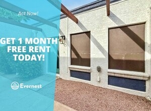 Building Photo - 534 E Huntington Dr