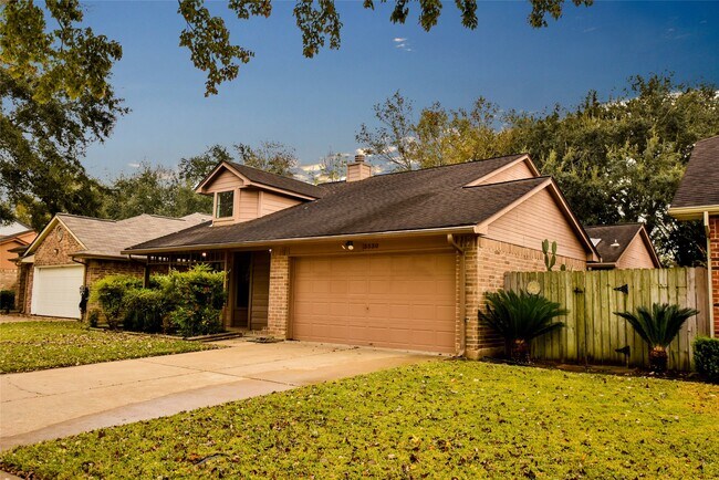 Foto del edificio - 3530 Santa Rosa Ln