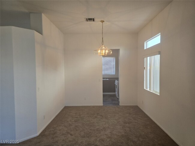 Building Photo - 2108 Panther Pl
