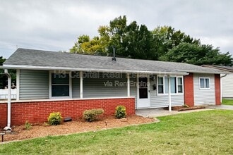 Building Photo - 319 Joy Dr