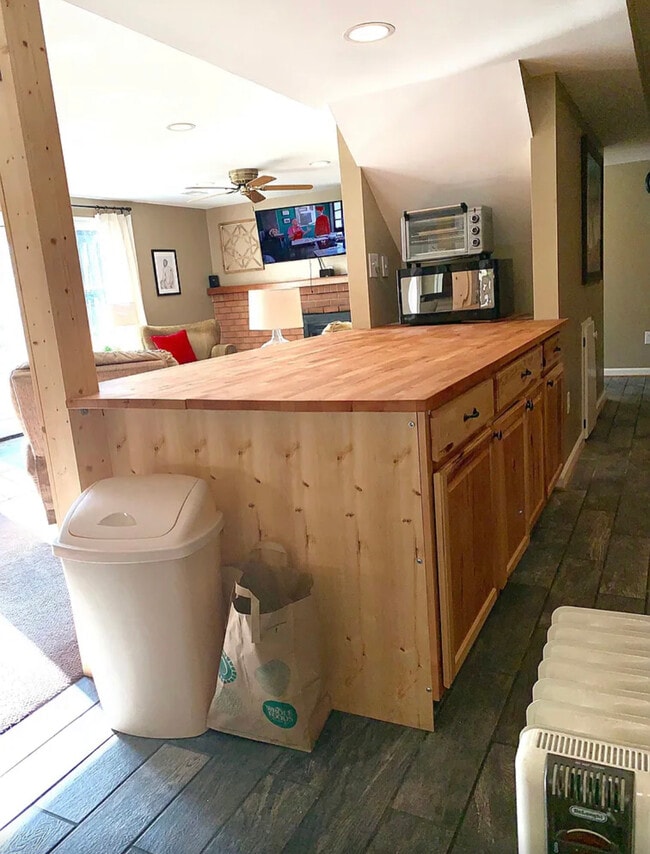 Building Photo - 5412 Amberwood Ln