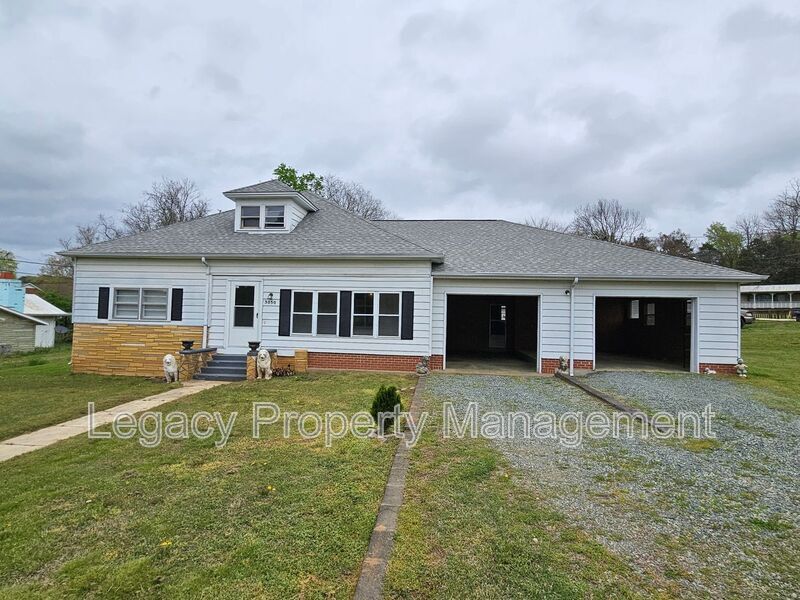 Foto principal - 3050 Swepsonville-Saxapahaw Rd