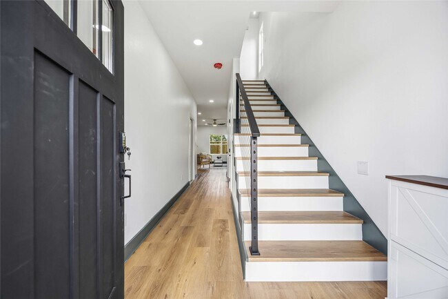 Foto del edificio - 7117 Springdale St