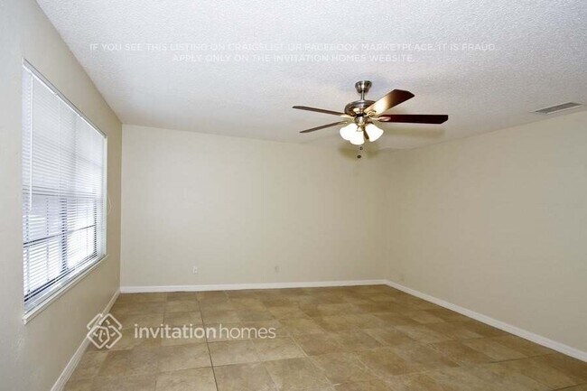 Building Photo - 192 Groveland Farms Rd