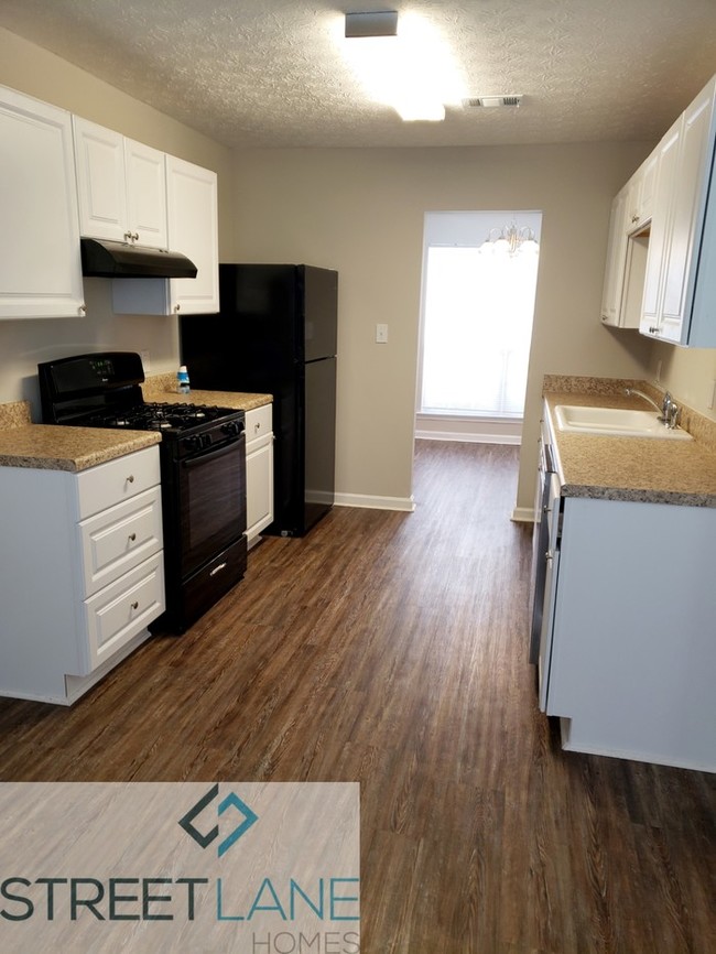 Foto del edificio - 1467 Trafalgar Way, Hampton, GA, 30228