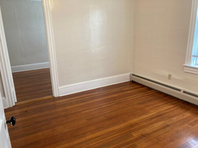 Foto del edificio - 56 Trenton St