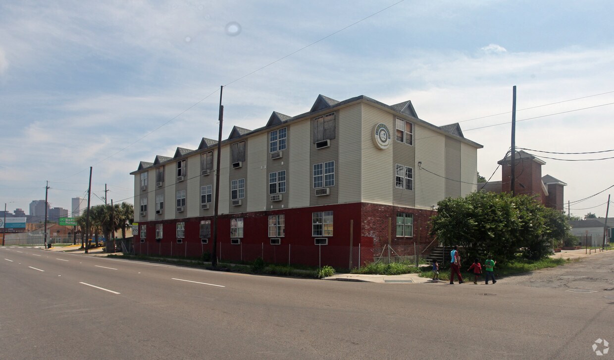 Primary Photo - Cornerstone
