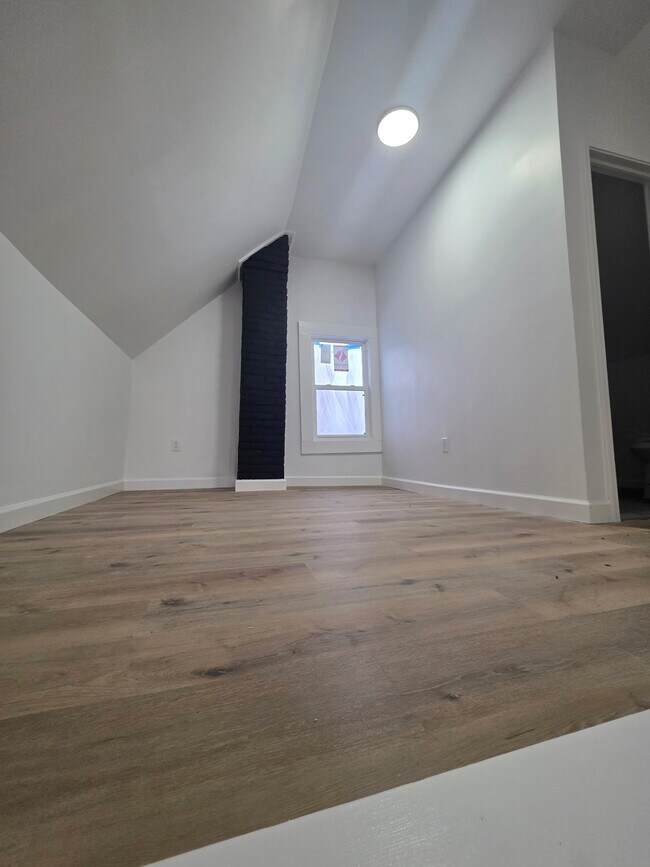Foto del edificio - 3061 W 46th St