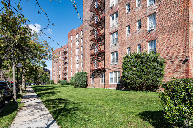 Building Photo - Seagirt Apartments