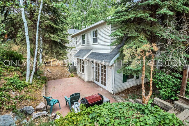 Foto del edificio - 3676 N 870 E