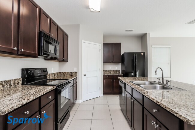 Building Photo - 3813 Wayfarer Way