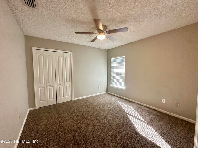 Building Photo - 6764 Gentle Oaks Dr