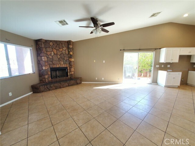 Building Photo - 13955 West Dr