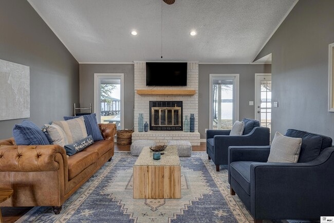 Foto del edificio - 1589 Terral Island Rd