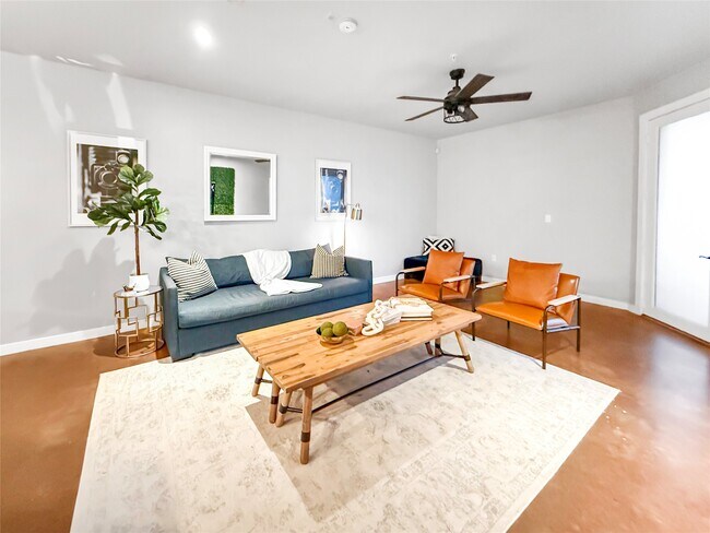 Foto del edificio - 2216 Chenevert St