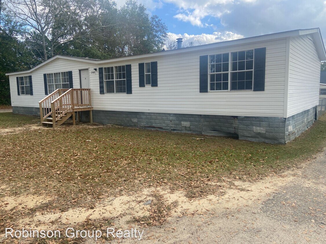 4 br, 2 bath House 2803 Padgett Rd House Rental in Hopkins, SC