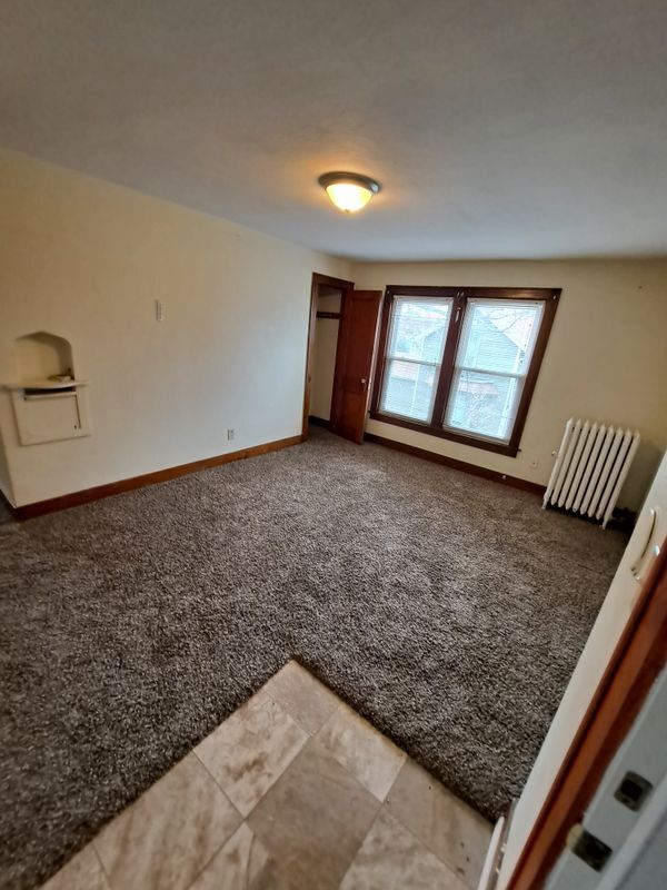 Foto del edificio - 619 W 16th St