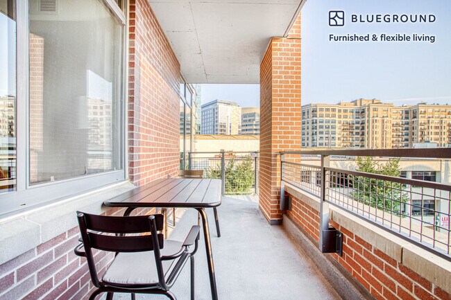 Building Photo - 4918 St Elmo Ave