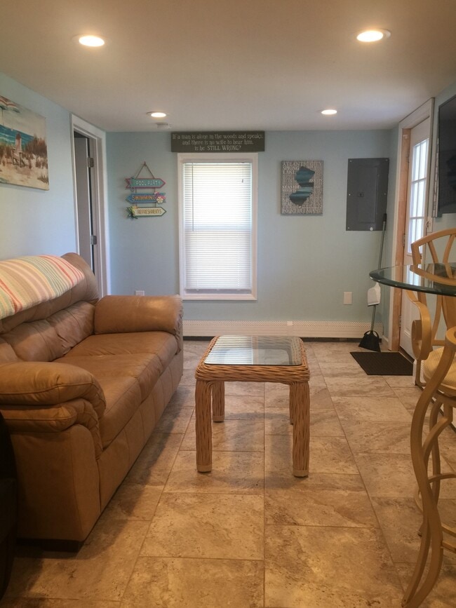 Foto del edificio - 44 Hancock Ave