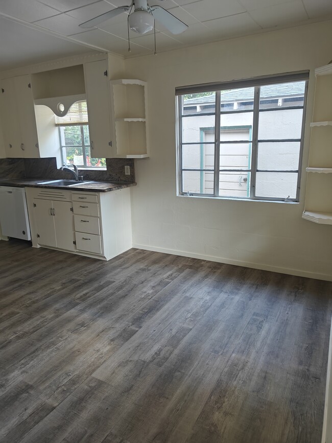 Dining Room - 613 20th Street