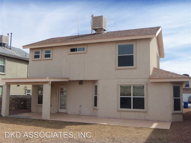 Building Photo - 10741 Pleasant Sand Dr