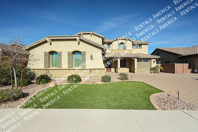 Foto del edificio - Stunning 5 bedroom 3.5 baths A must see!!!