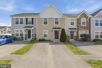 Building Photo - 38 Fastview Dr