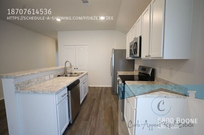 Foto del edificio - 5800 Boone-