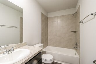 Building Photo - 2437 Carp Dr