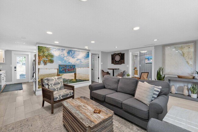 Building Photo - 6007 S Beneva Rd