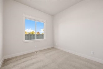 Building Photo - 11554 W Buteo Dr