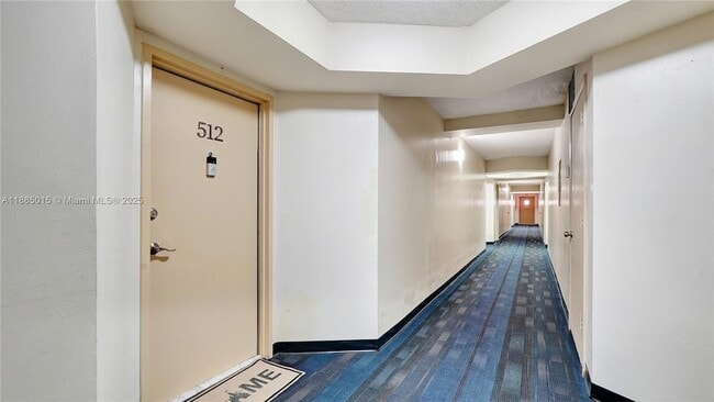 Building Photo - 1301 NE Miami Gardens Dr