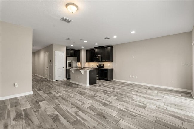 Building Photo - 1155 Water Iris Wy