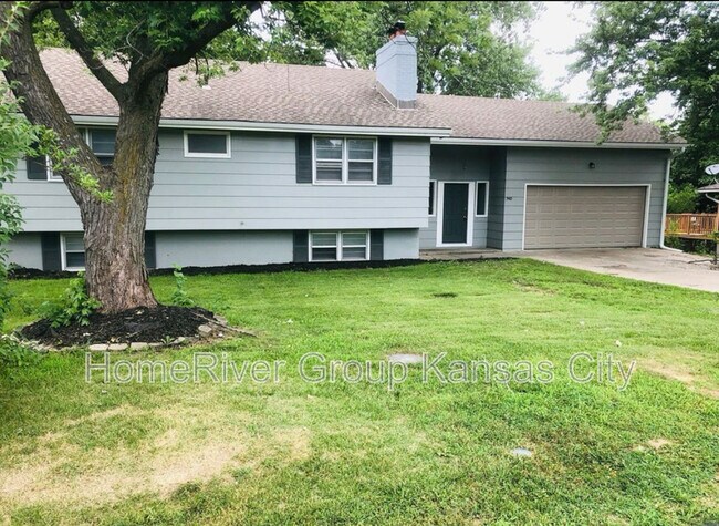 Foto del edificio - 5410 NE Meadowbrook Rd