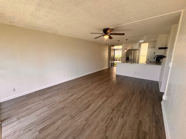 Building Photo - 95-2052-2052 Waikalani Pl