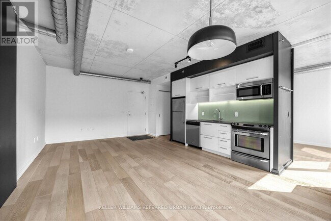 Photo du bâtiment - 47 Lower River Street