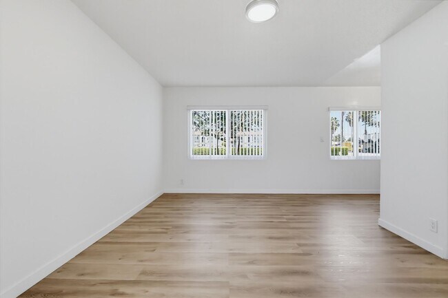 Foto del interior - 3636 W Imperial Hwy
