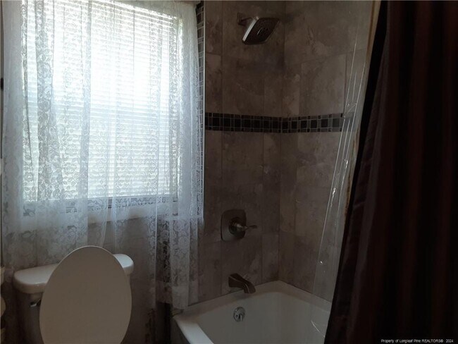 Foto del edificio - 1508 Gillespie St