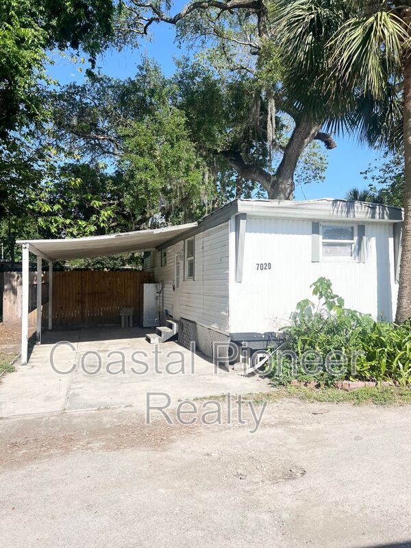 Primary Photo - 7020 Washington St